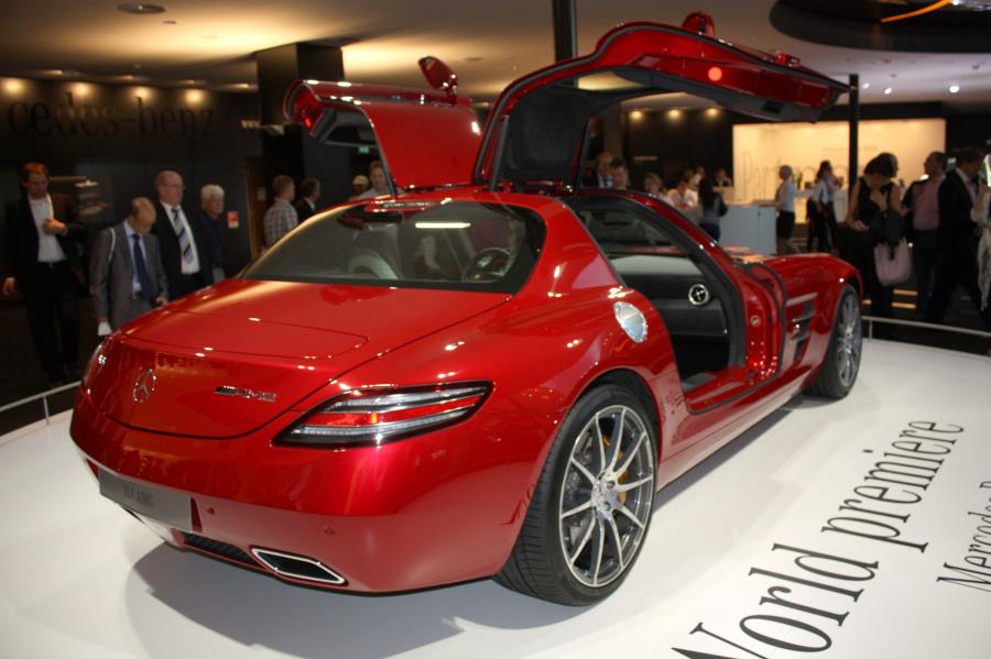  Mercedes-Benz SLS AMG 2010 года  (фото 80 из 526)